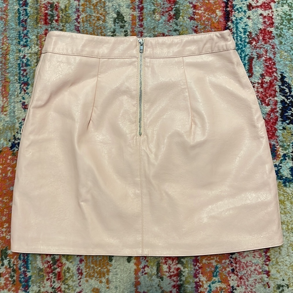 Lulu’s Harley Blush Pink Vegan Leather Mini Skirt - Picture 3 of 5